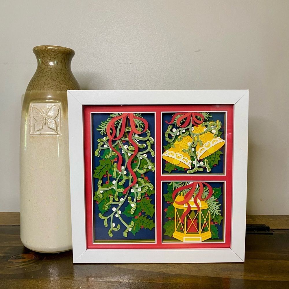 3D Christmas Mistletoe Shadowbox